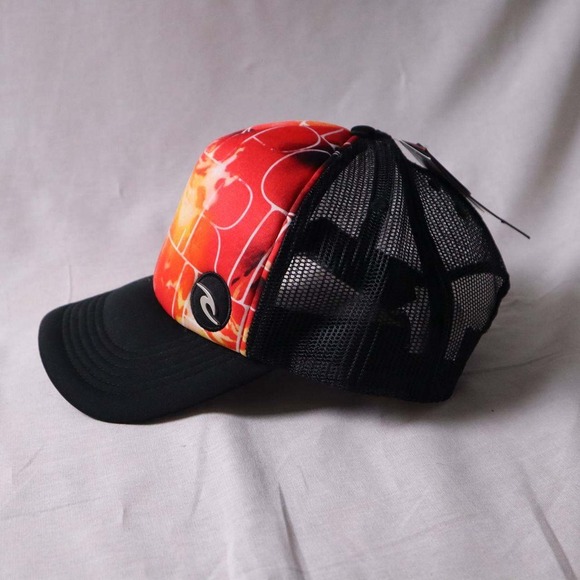 NWT Rip Curl Nebula Curve Trucker Hat Mesh Cap Snapback One Size Adjustable - Picture 2 of 8